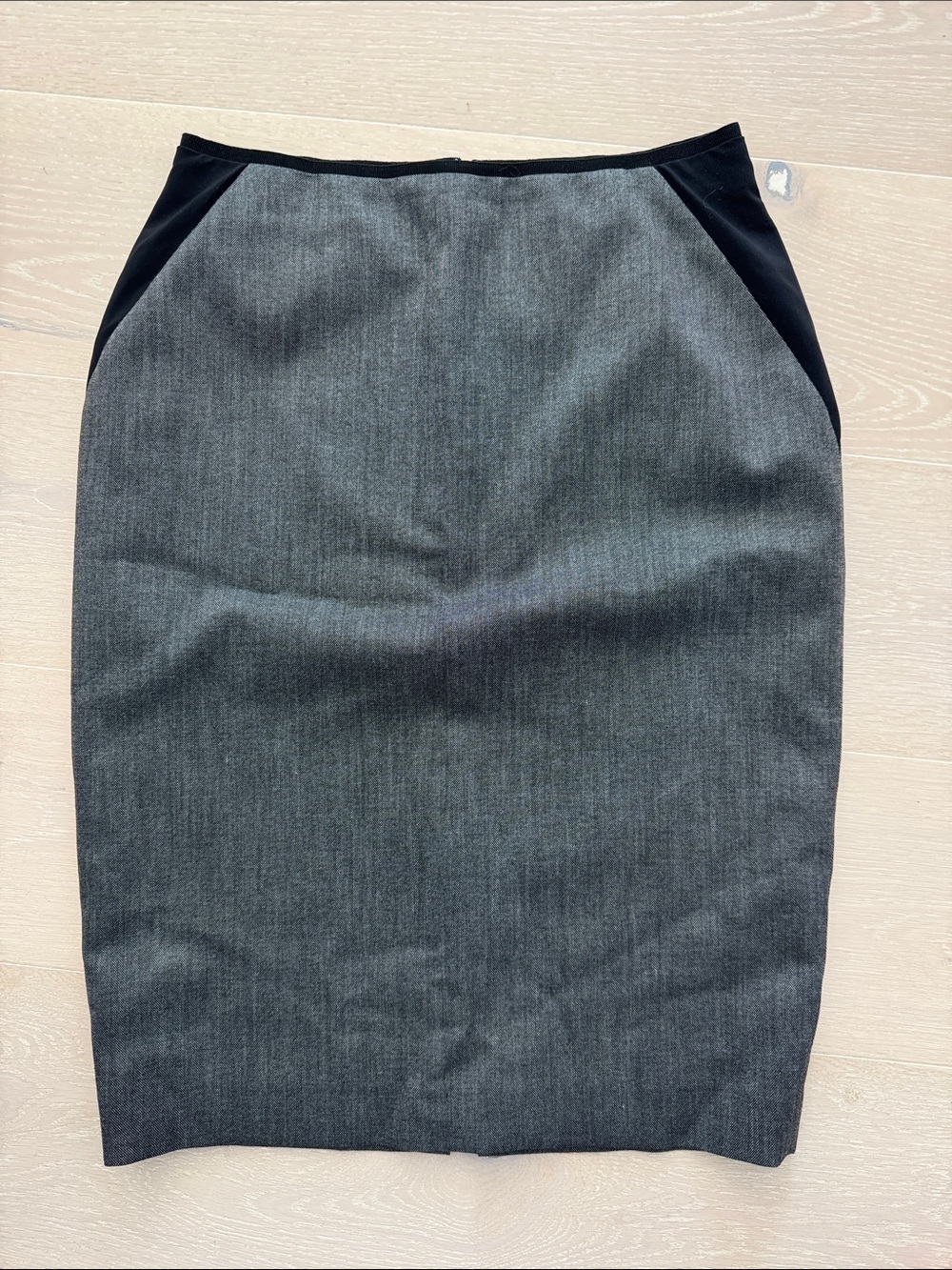 Elie Tahari Gray Pencil Skirt with Black Side Insets